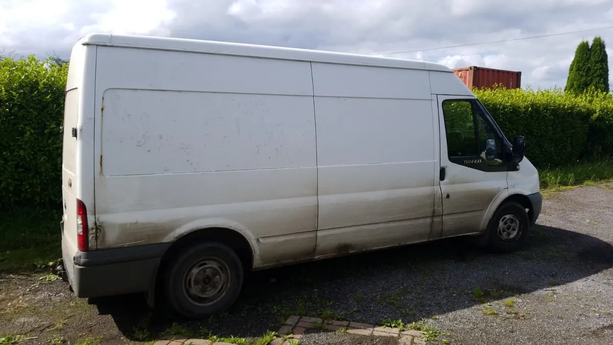 All types of commercial vehicles wanted for cash - Image 4