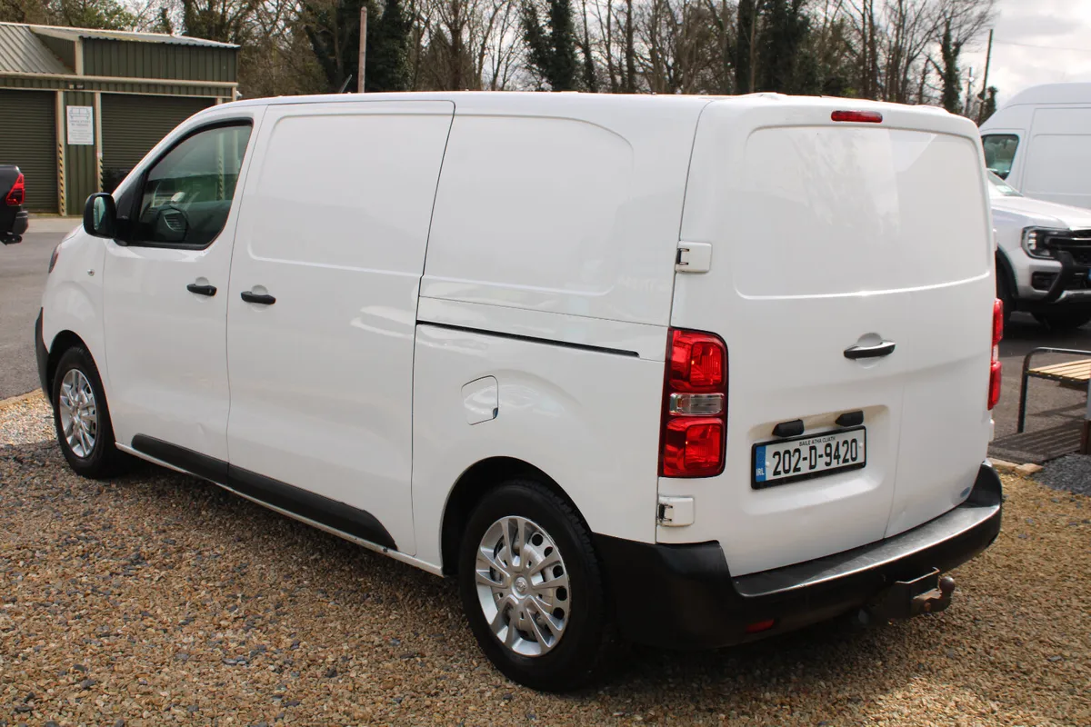 2020 Opel Vivaro , SWB - Image 4