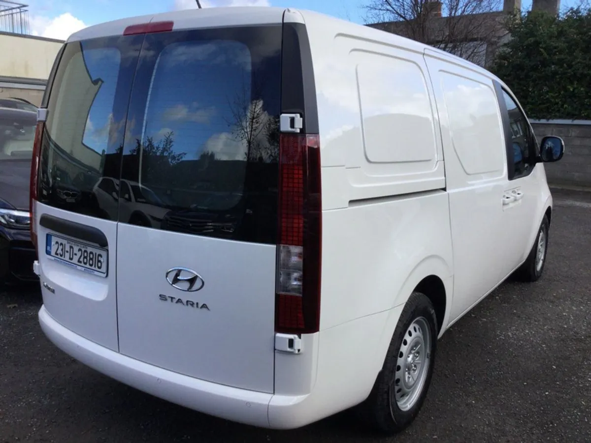 Hyundai Staria Staria VAN 5DR - Twin Sliding Door - Image 3