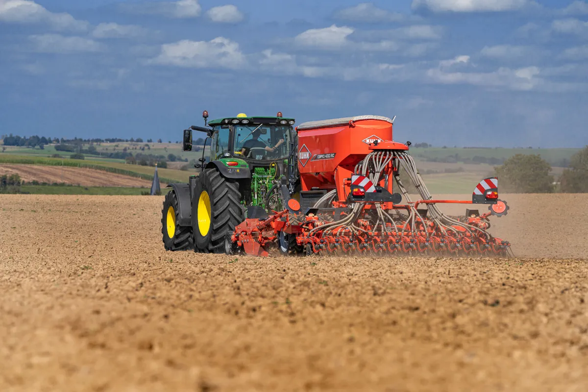 KUHN ESPRO TRAILED SEED DRILL - Image 4