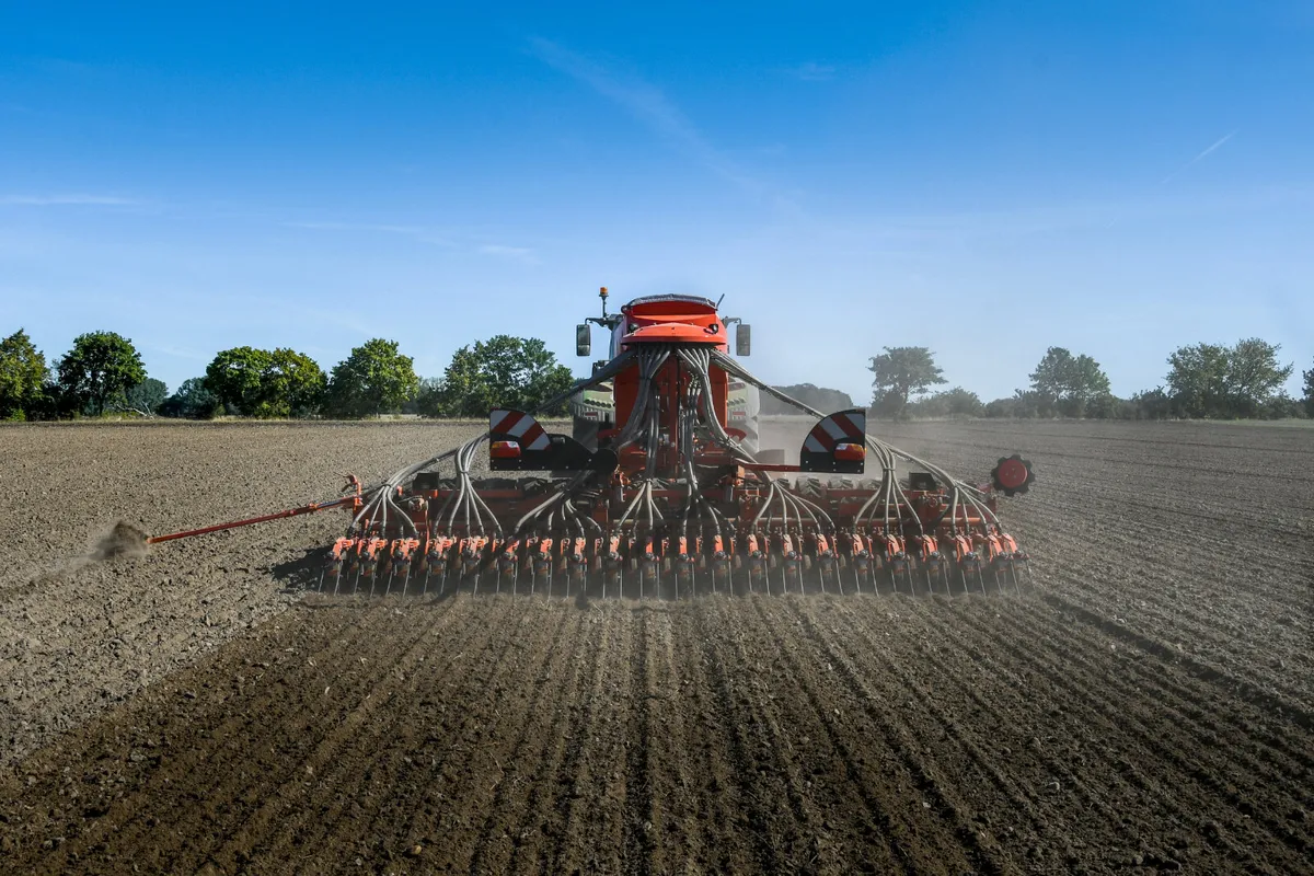 KUHN ESPRO TRAILED SEED DRILL - Image 3