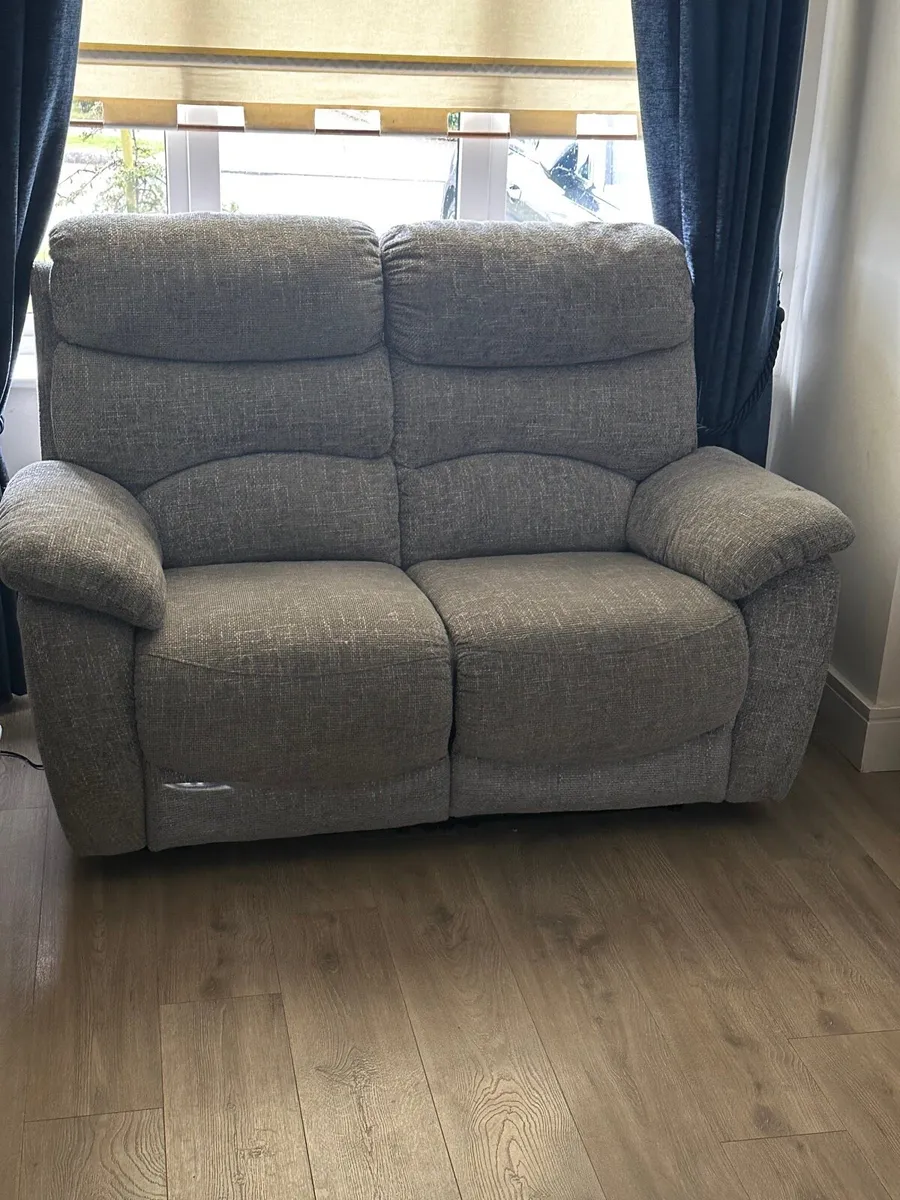 Electric Recliner Sofas for sale in Co. Meath for €1,000 on DoneDeal