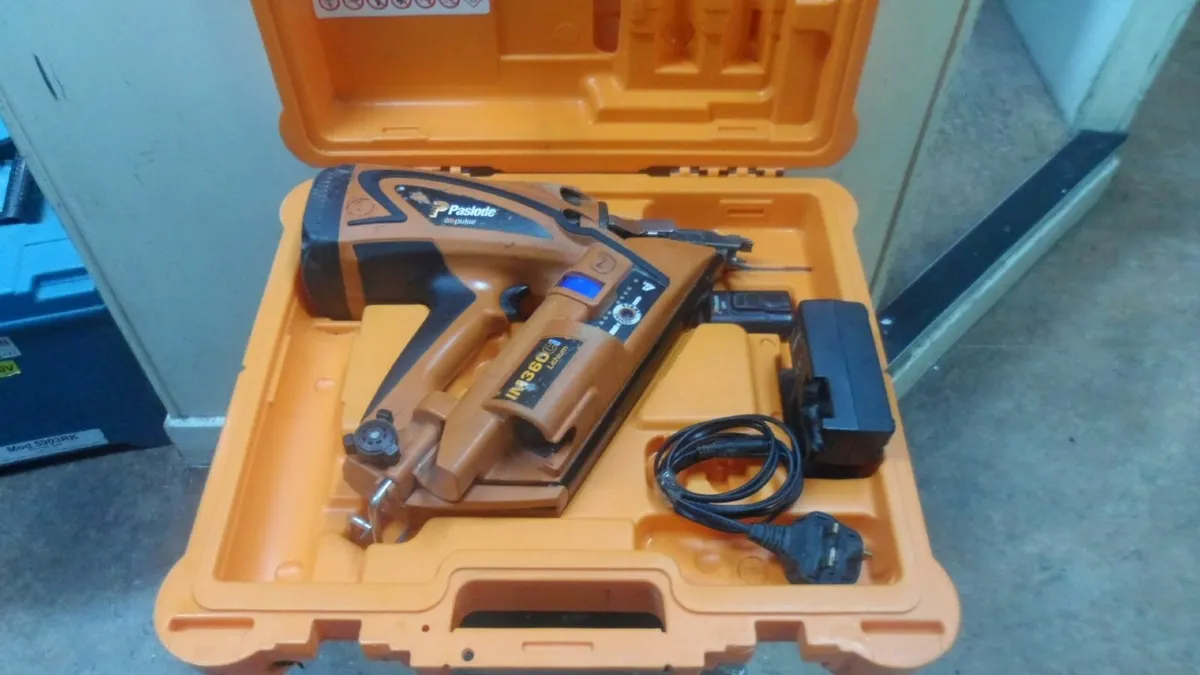 Paslode Nail Gun (IM360Ci) - Image 2