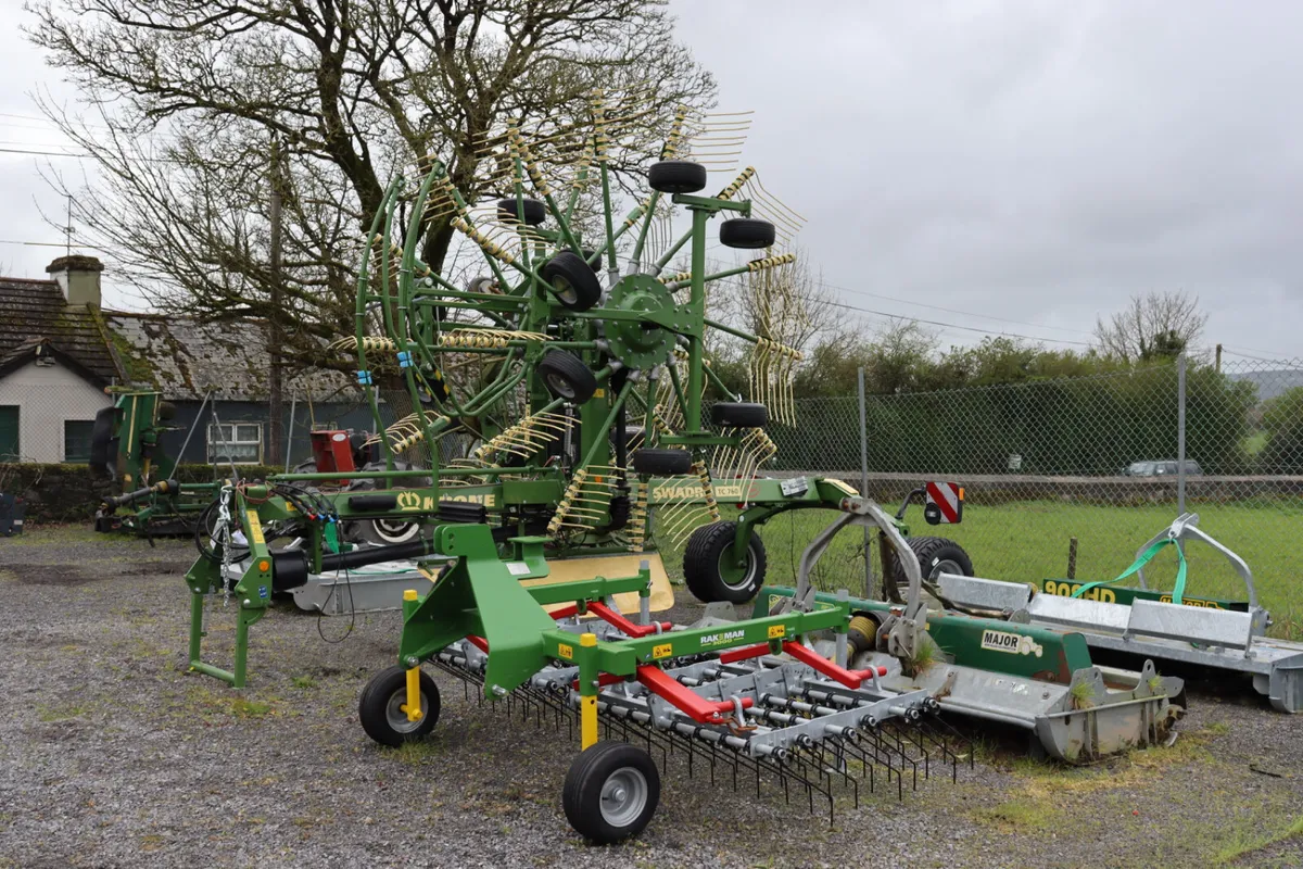 Selection of Clean Used Rakes in stock - Image 4