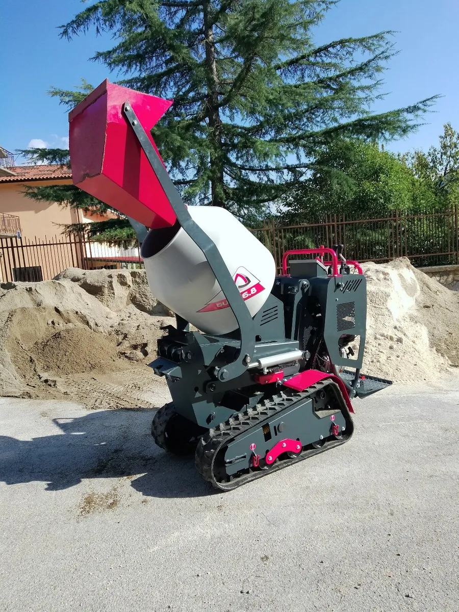 MCH Italia 680kg High Tip mixer/dumper