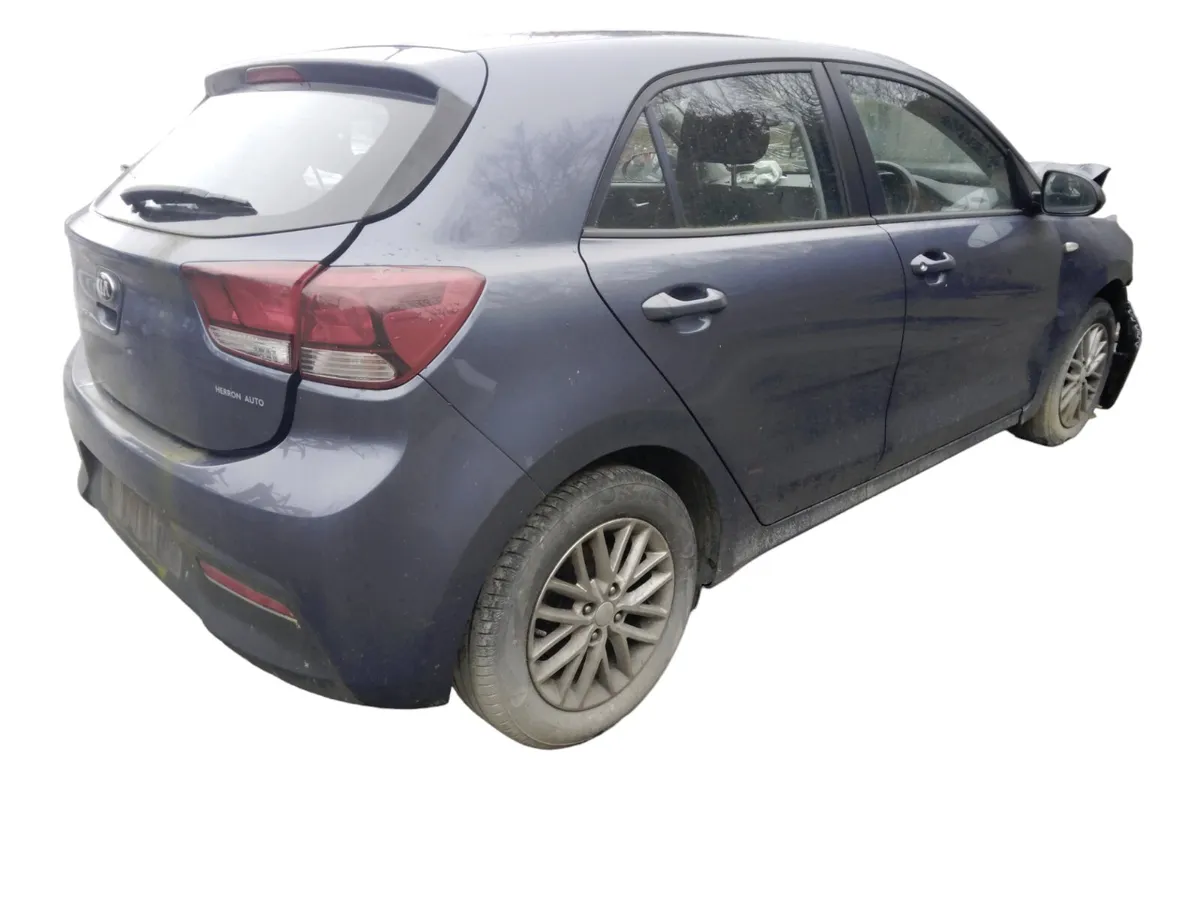 2018 KIA RIO For Breaking/Dismantling - Image 4