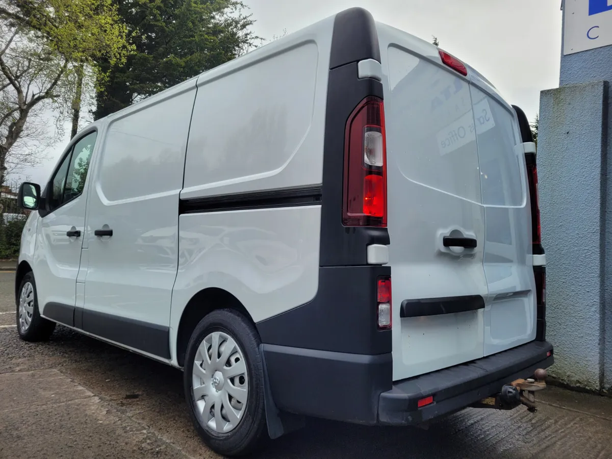 2018 OPEL VIVARO VAN DOE 04/25 VAT EXCLUSIVE - Image 4