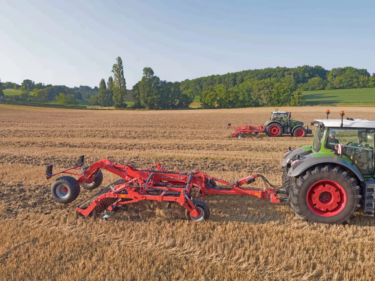 KUHN CULTIMER Stubble Cultivator - Image 4