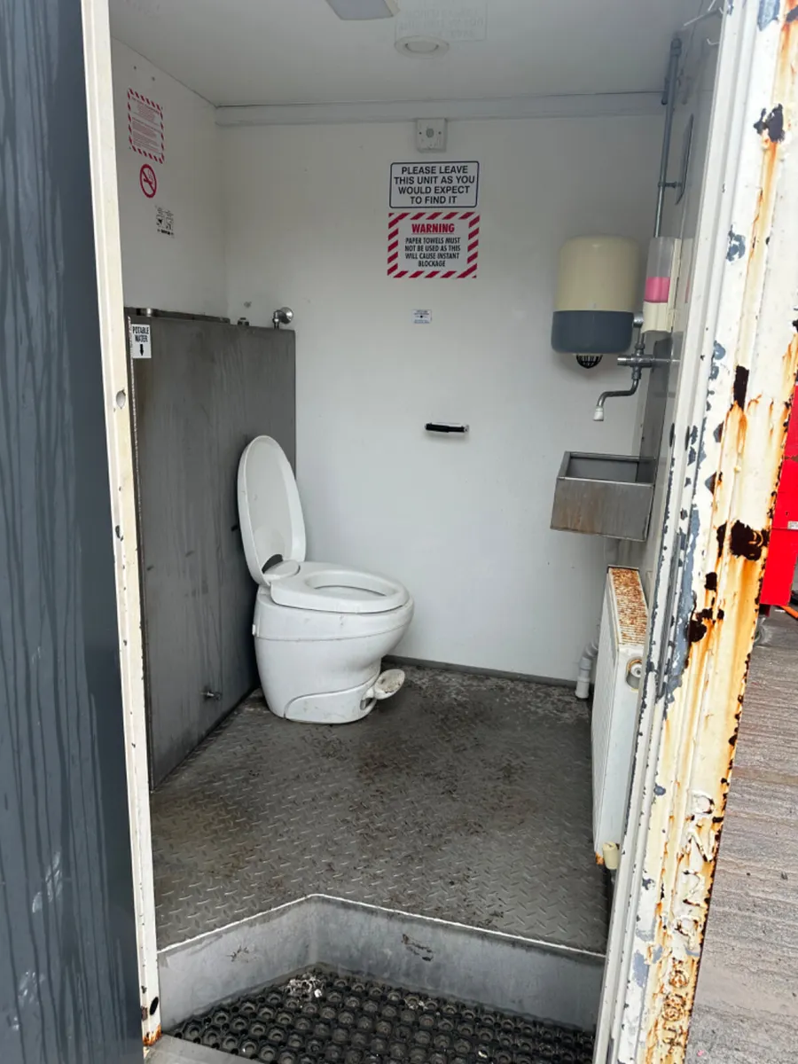 Site Toilet With Storage - Image 3