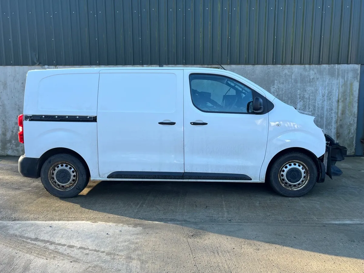 2017 Citroen dispatch parts - Image 1