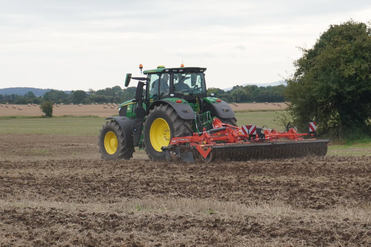 KUHN OPTIMER+ STUBBLE DISC CULTIVATOR - Image 1