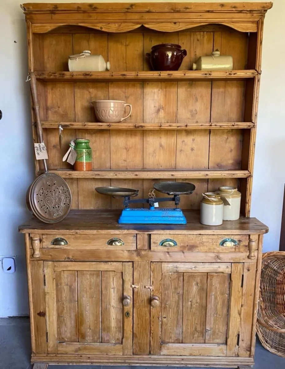 Kitchen dresser for sale in Co. Wicklow for €400 on DoneDeal