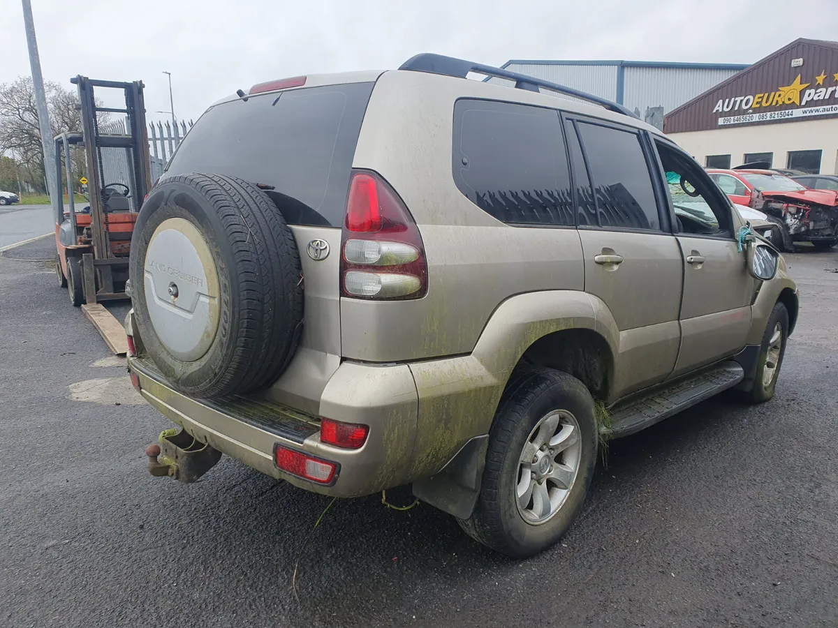 04 TOYOTA LANDCRUISER  3.0 D-4D FOR BREAKING - Image 3