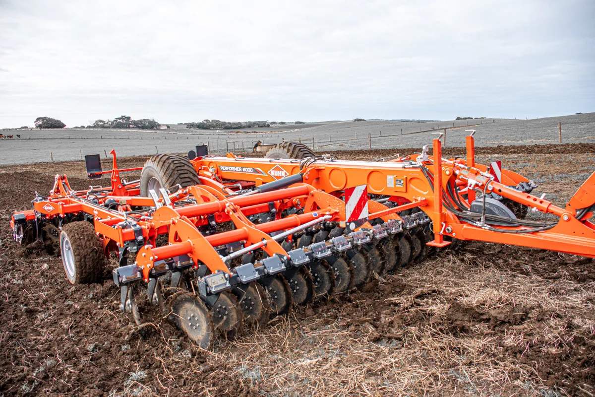 KUHN PERFORMER DEEP DISC & TINE CULTIVATOR - Image 3