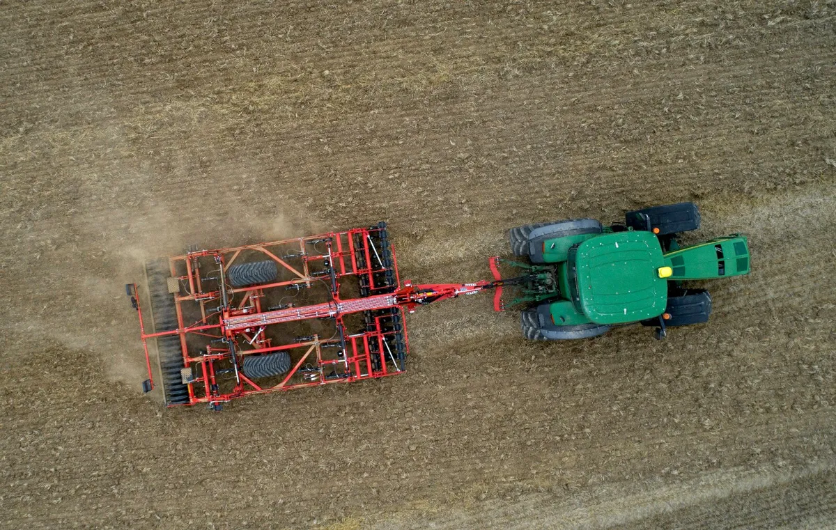 KUHN PERFORMER DEEP DISC & TINE CULTIVATOR - Image 2