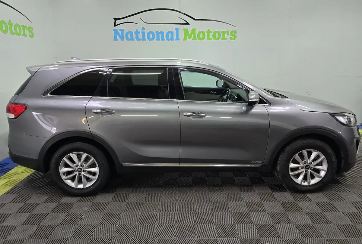 2017 Kia Sorento Platinum 2.2 CDRI AWD - Image 3