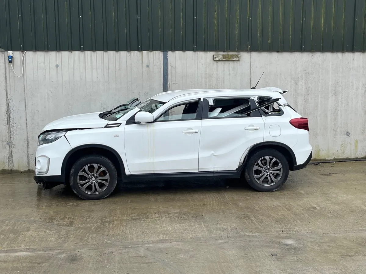 2021 Suzuki Vitara parts - Image 1