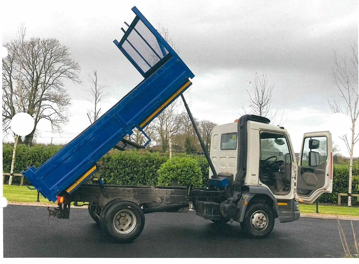 DAF LT 45.160 7.5tonne Tipper - Image 4