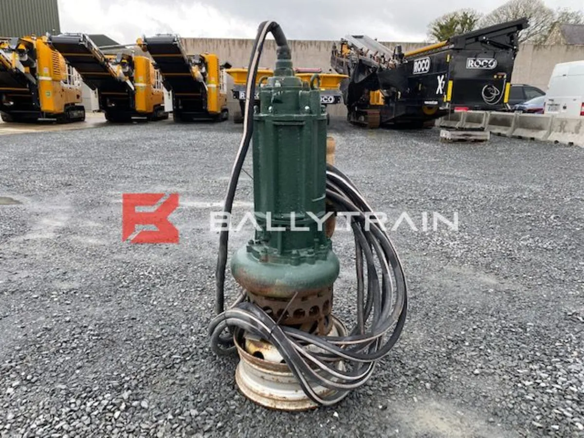 Submersible Pump - Image 1
