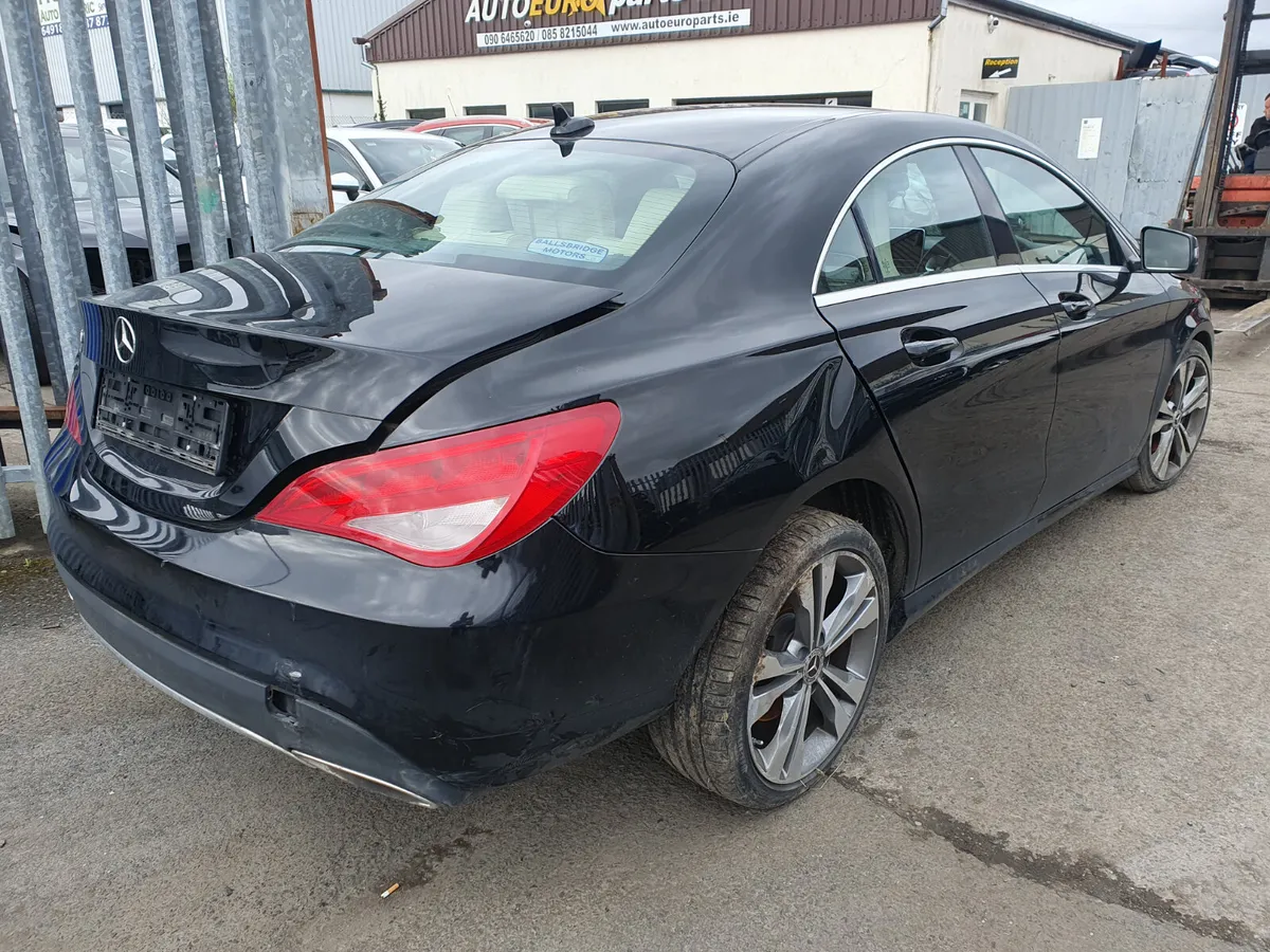 18 MERCEDES CLA  1.6 P AUTO FOR BREAKING - Image 3