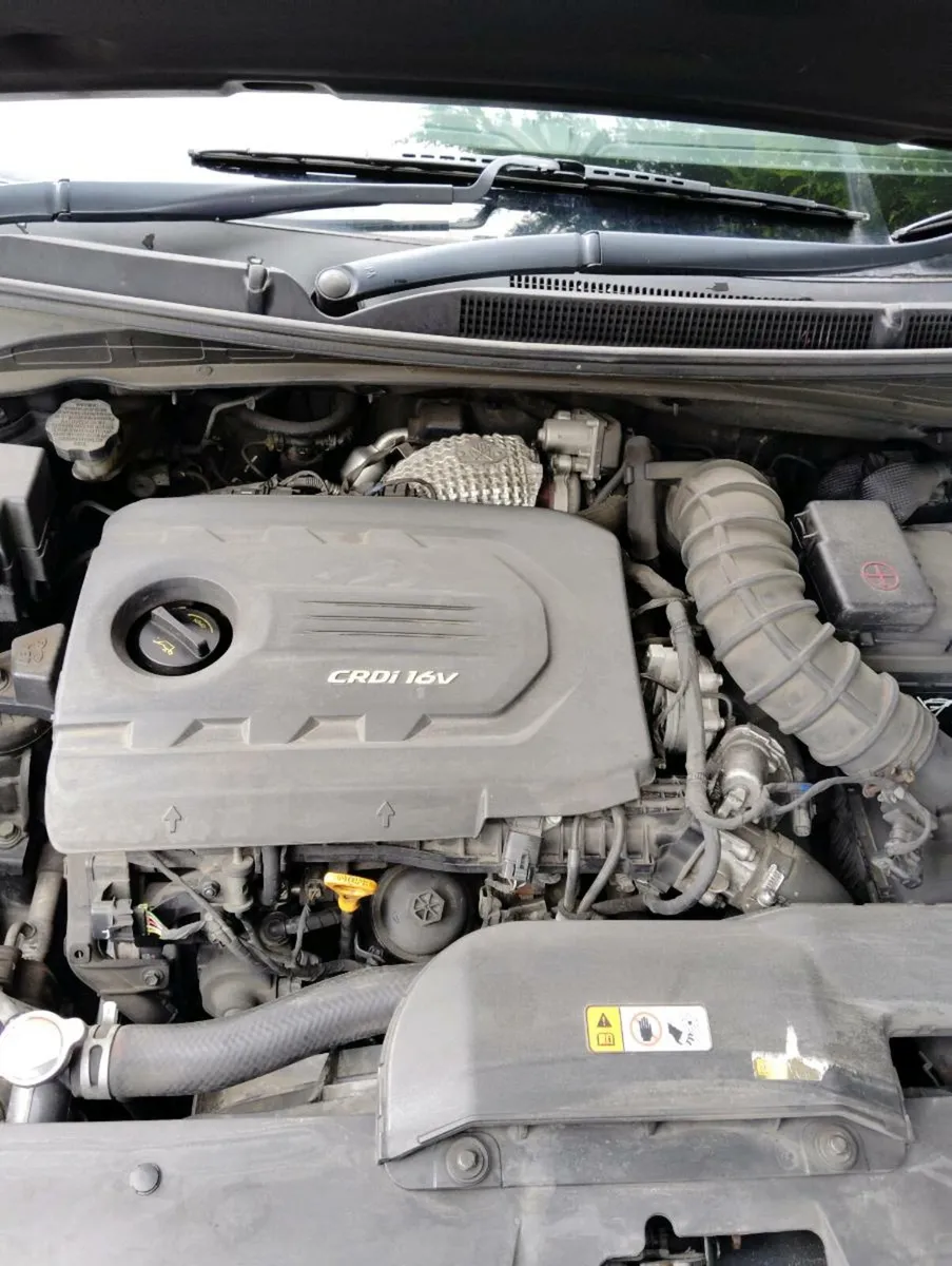 Breaking Hyundai i40 1.7crd 2016 - Image 4