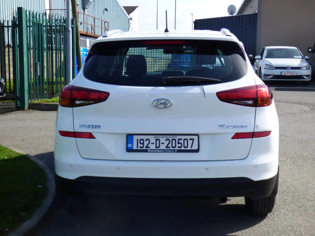 1.6 CRDI COMFORT COMMERCIAL - Image 4