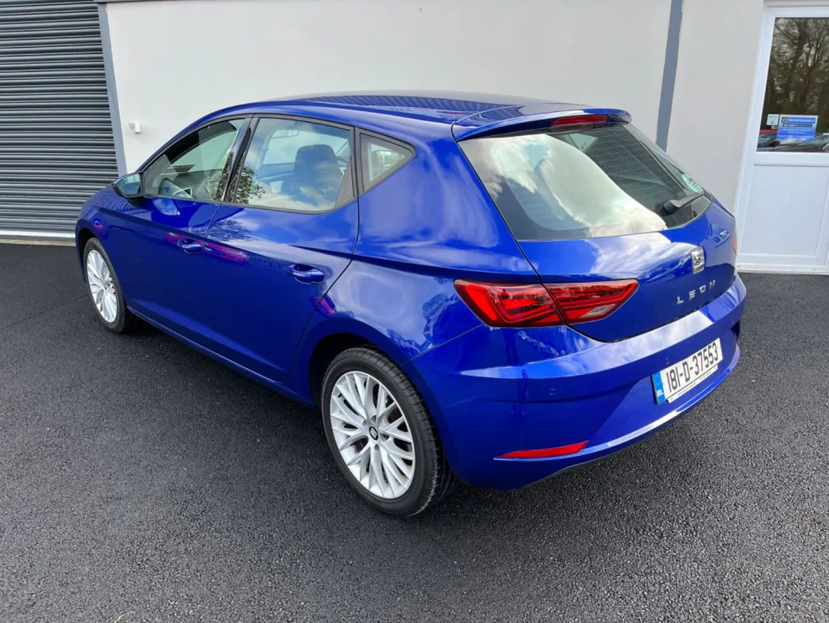 181 SEAT Leon 1.6 TDI SE Dynamics - Image 3
