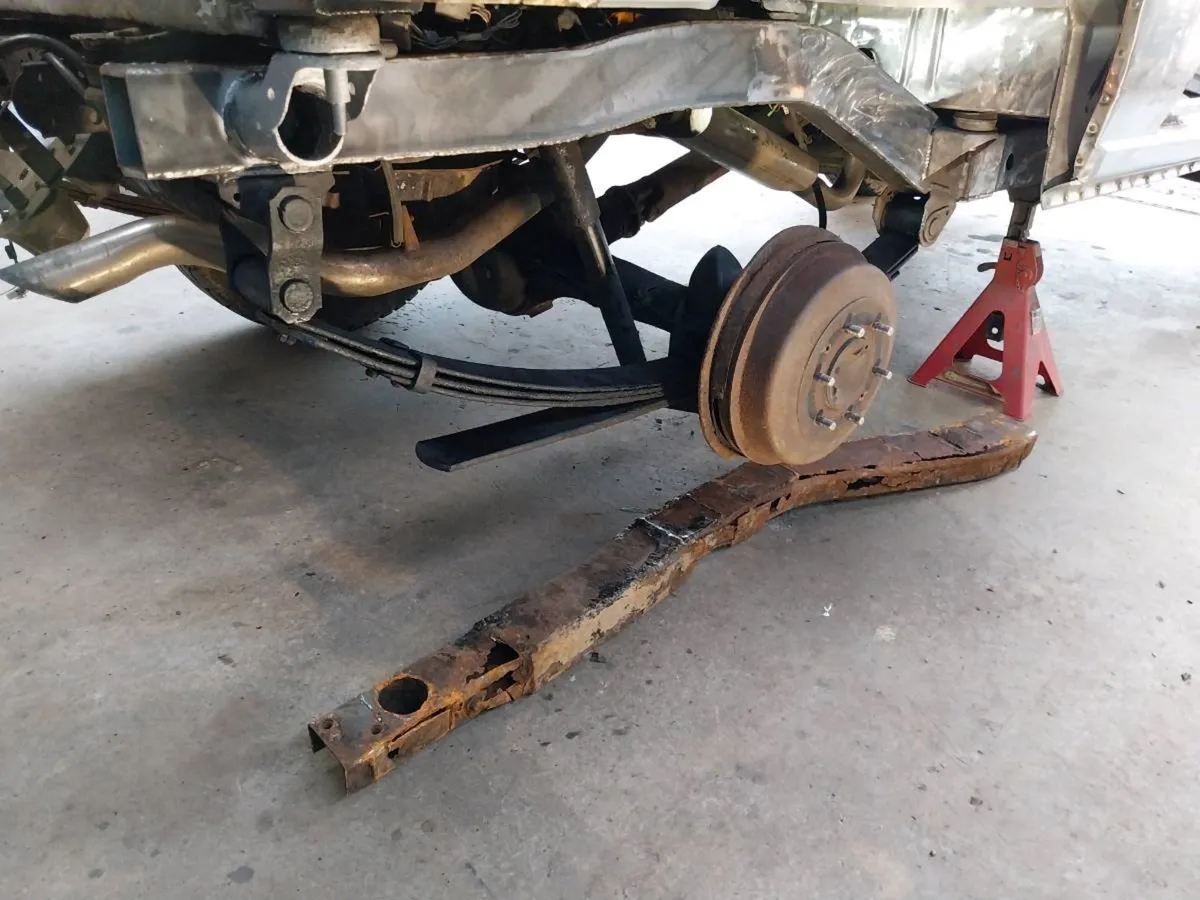 Auto welding/fabrication - Image 1