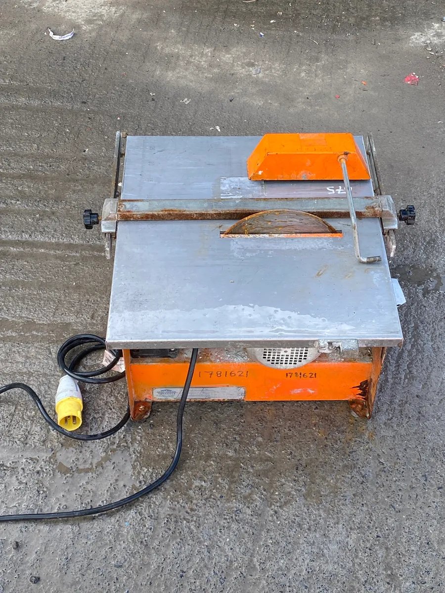 Norton Tile Saw - Image 1