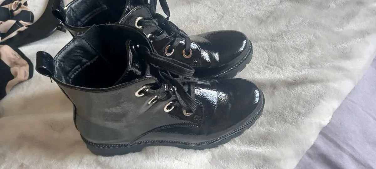 Ladies boots for sale in Co. Westmeath for €15 on DoneDeal