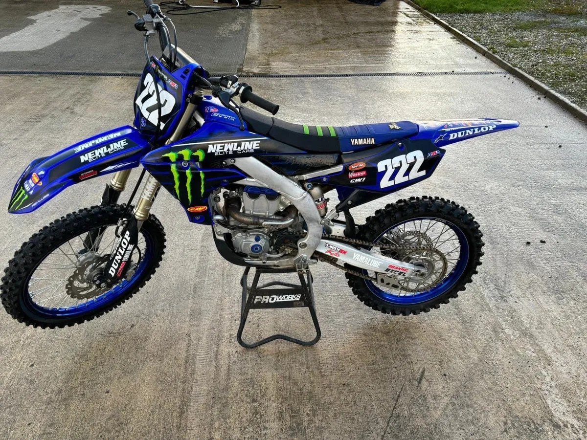 MOTOCROSS BREAKERS