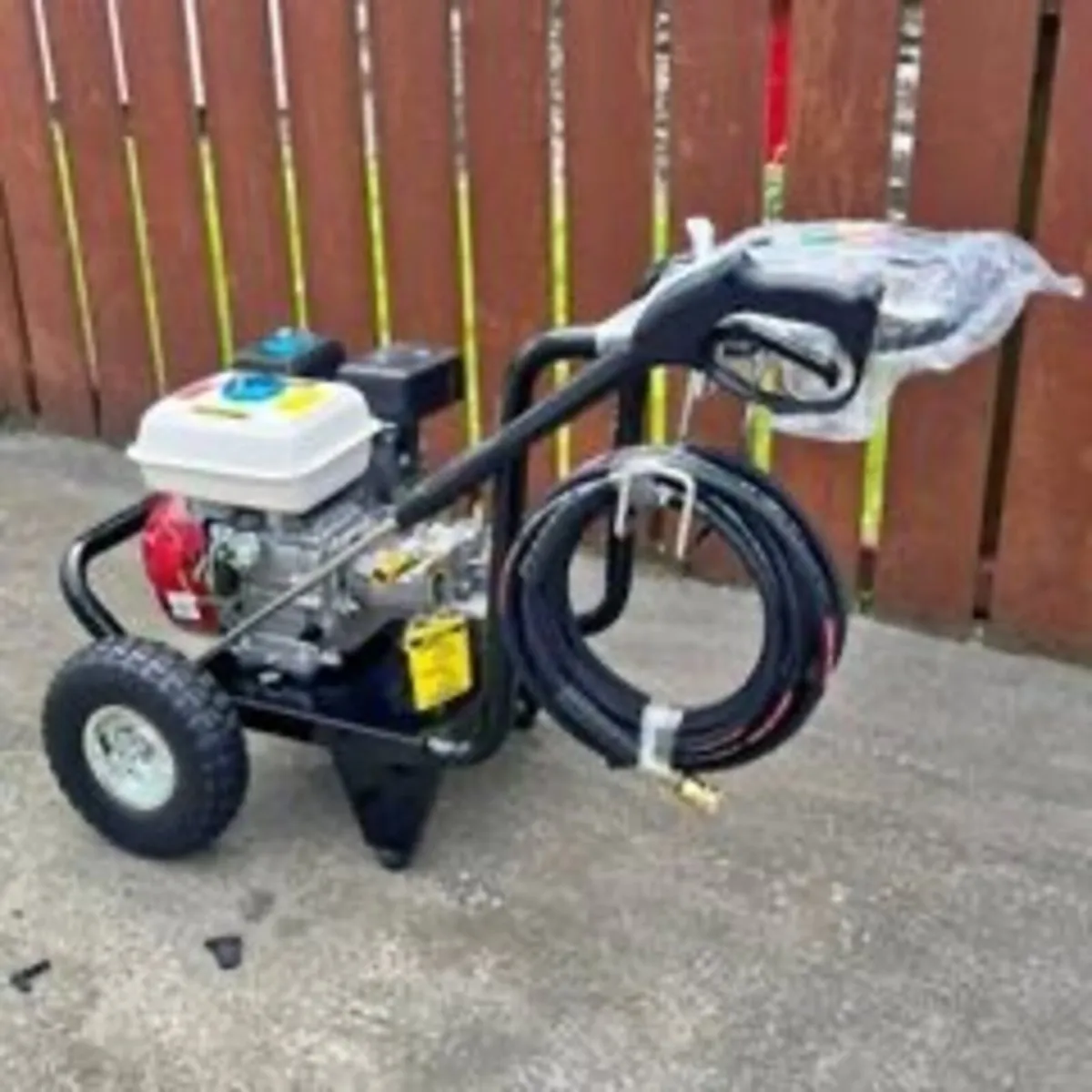 Petrol power washer for sale in Co. Kilkenny for €299 on DoneDeal