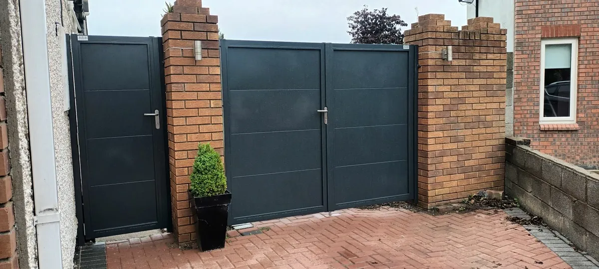 ALUMINIUM GATES/ COMPOSITE GATES. - Image 1