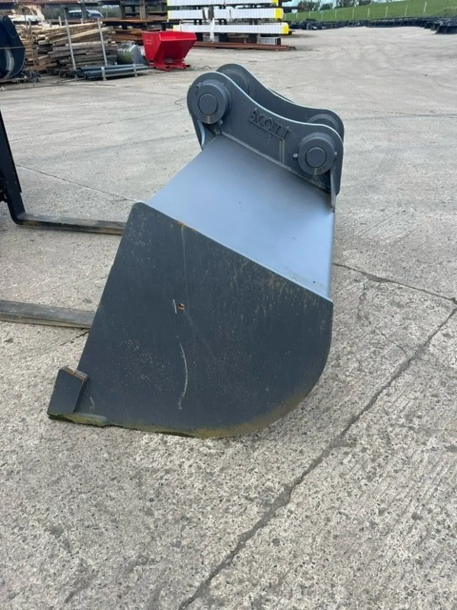 8ft sheugh/grading bucket to suit 35 ton machine - Image 2