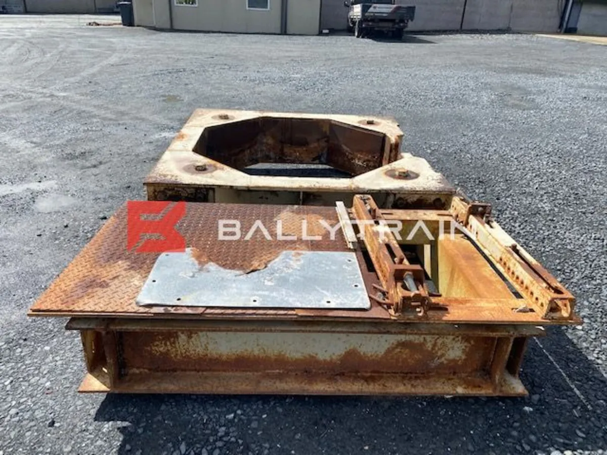 Metso HP300 Cone Crusher Frame Stand - Image 4