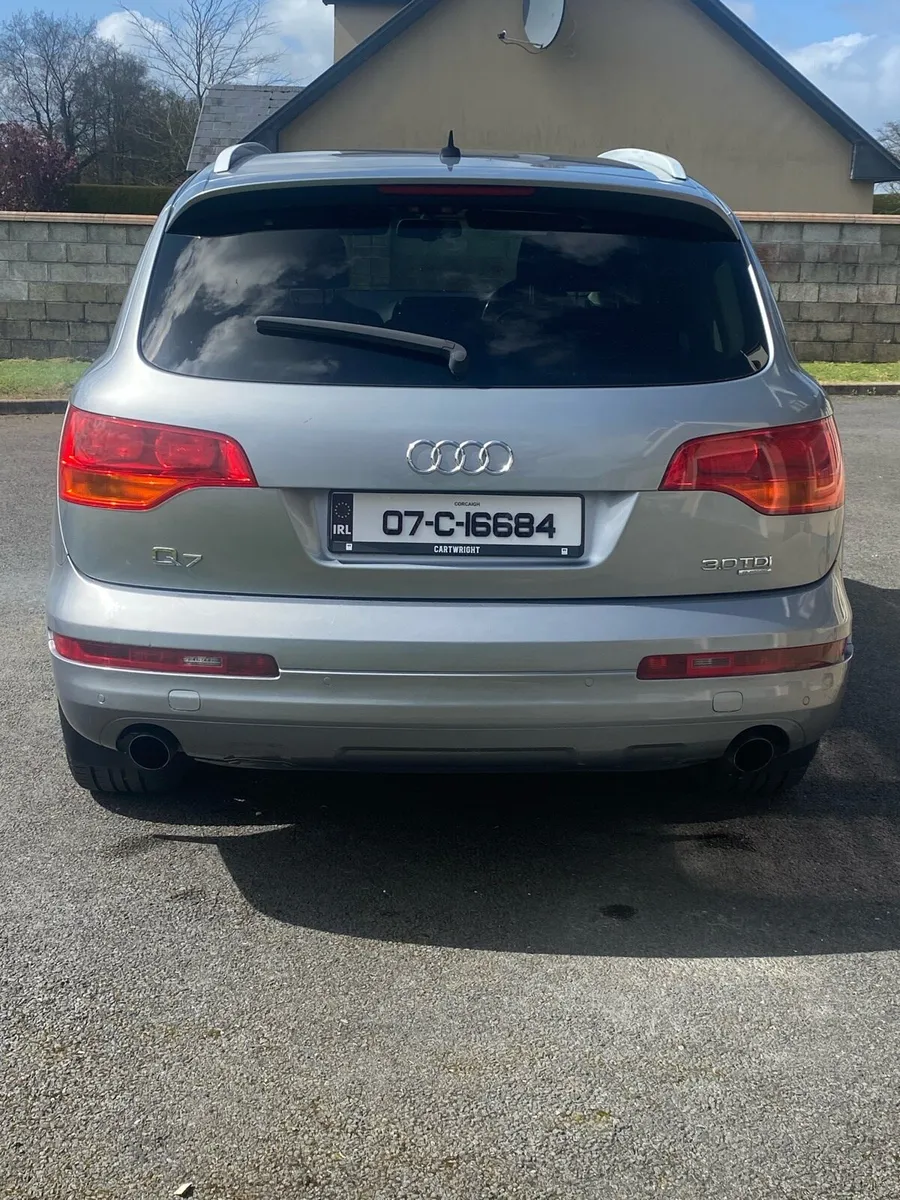 Audi Q7 crew cab for sale in Co. Kerry for €7,800 on DoneDeal