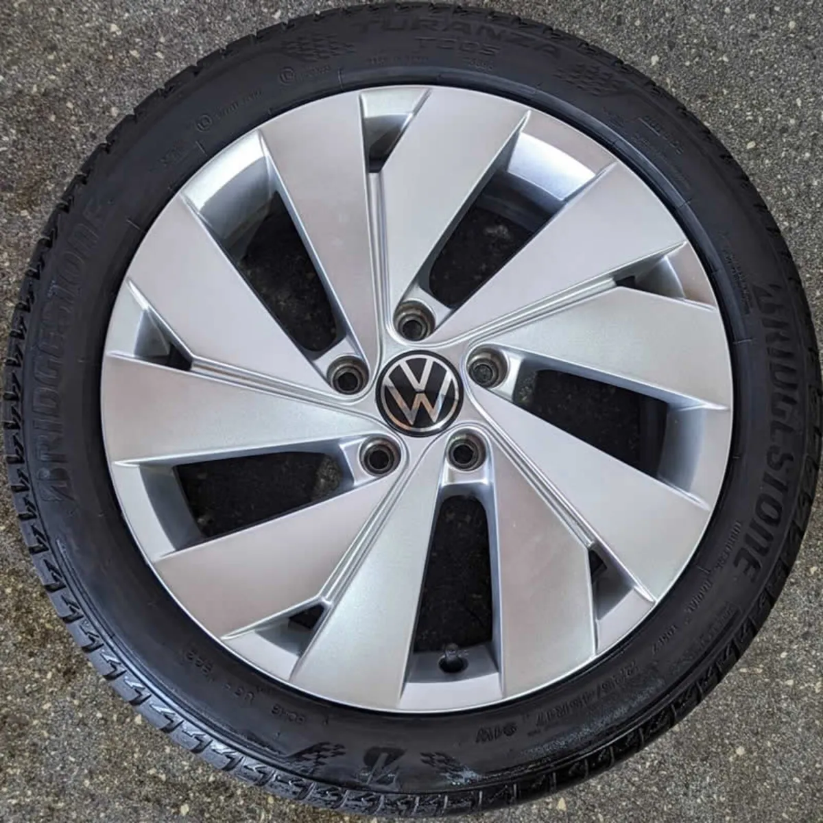 17" Original OEM VW GOLF 8 BELMONT Alloy&Tyres - Image 3