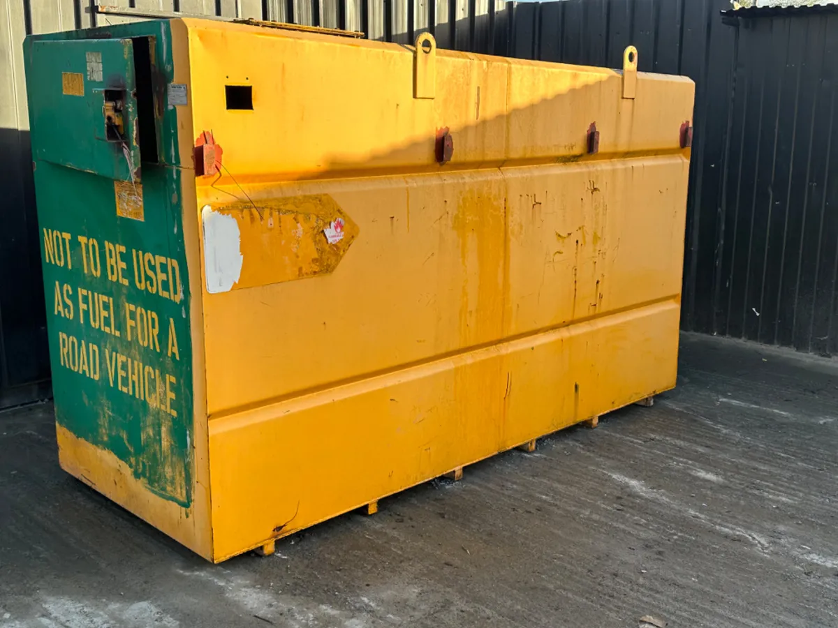 4550L Western Bunded Fuel Bowser - Image 2
