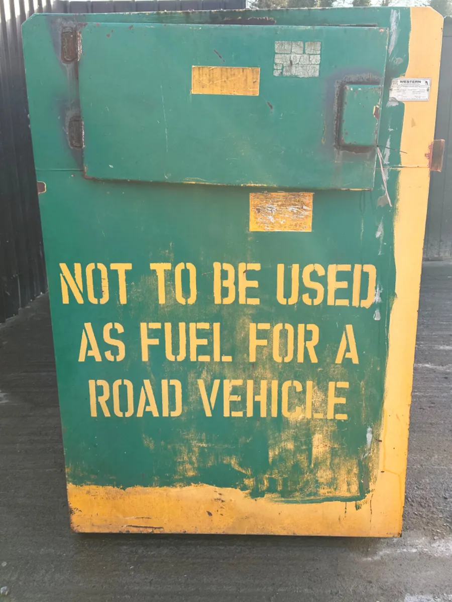 4550L Western Bunded Fuel Bowser - Image 4