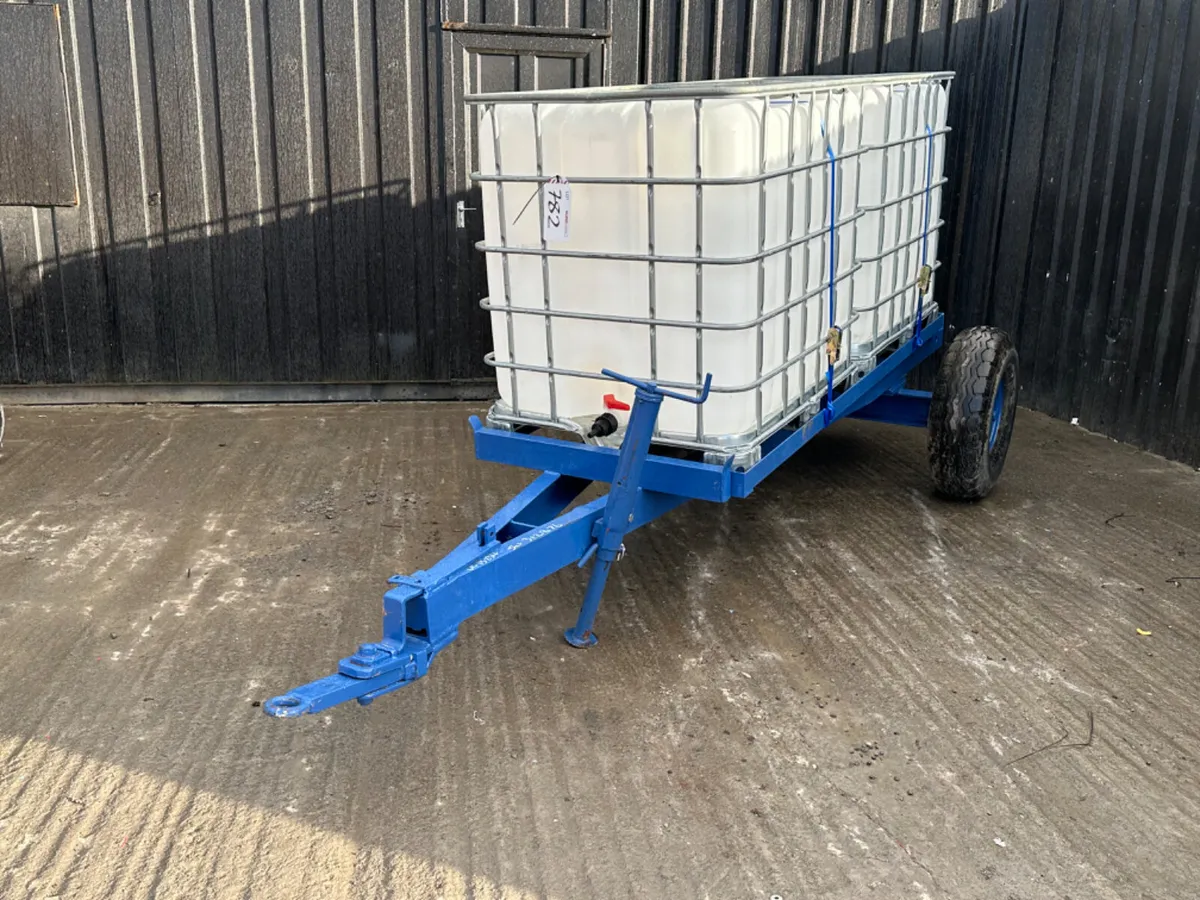 2000L Mobile Water Trough