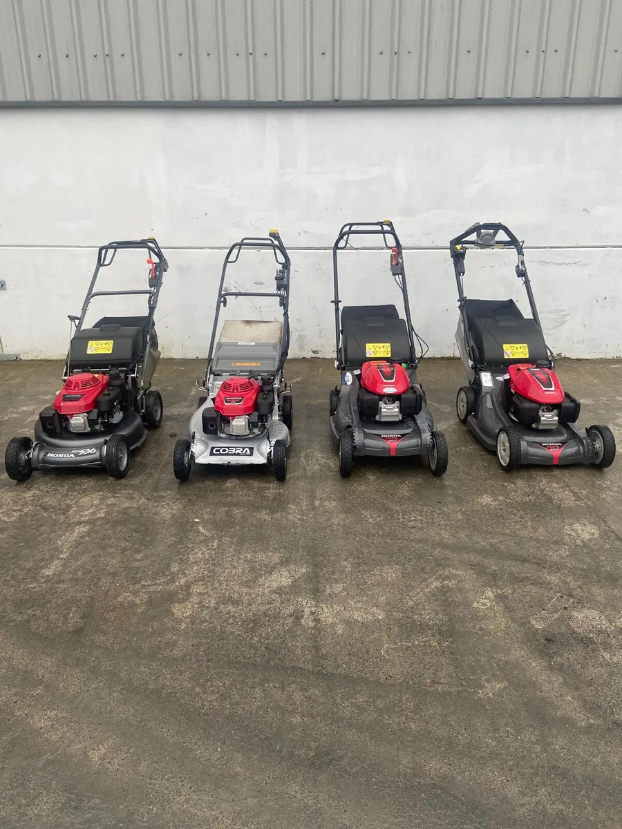 Used Professional Honda Mowers - Image 4