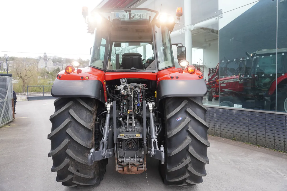 Massey Ferguson 6718S DYNA-VT - Image 4