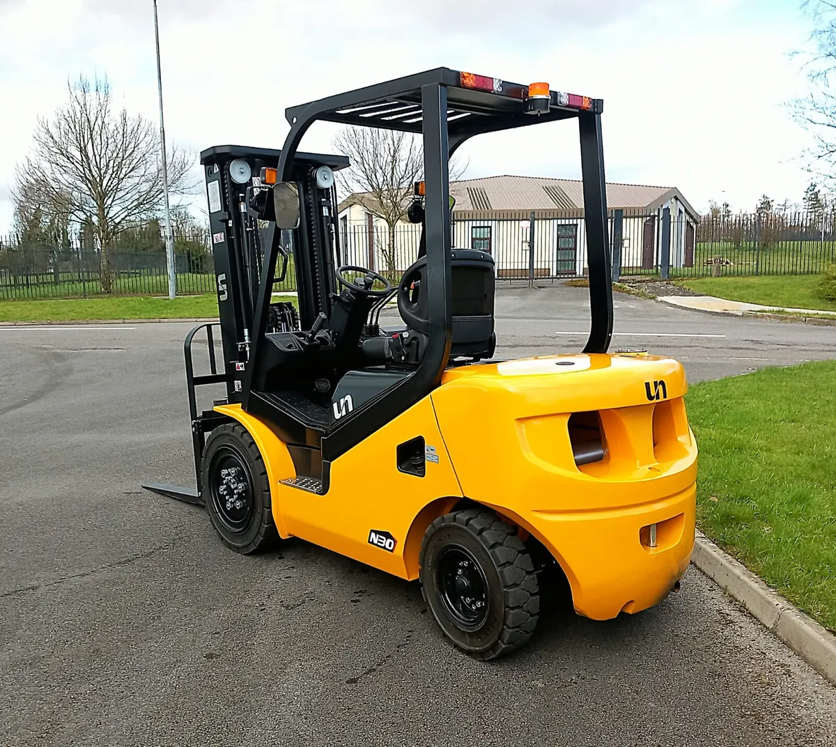 New 2024 3 ton UN Forklift *FINANCE AVAILABLE* - Image 3