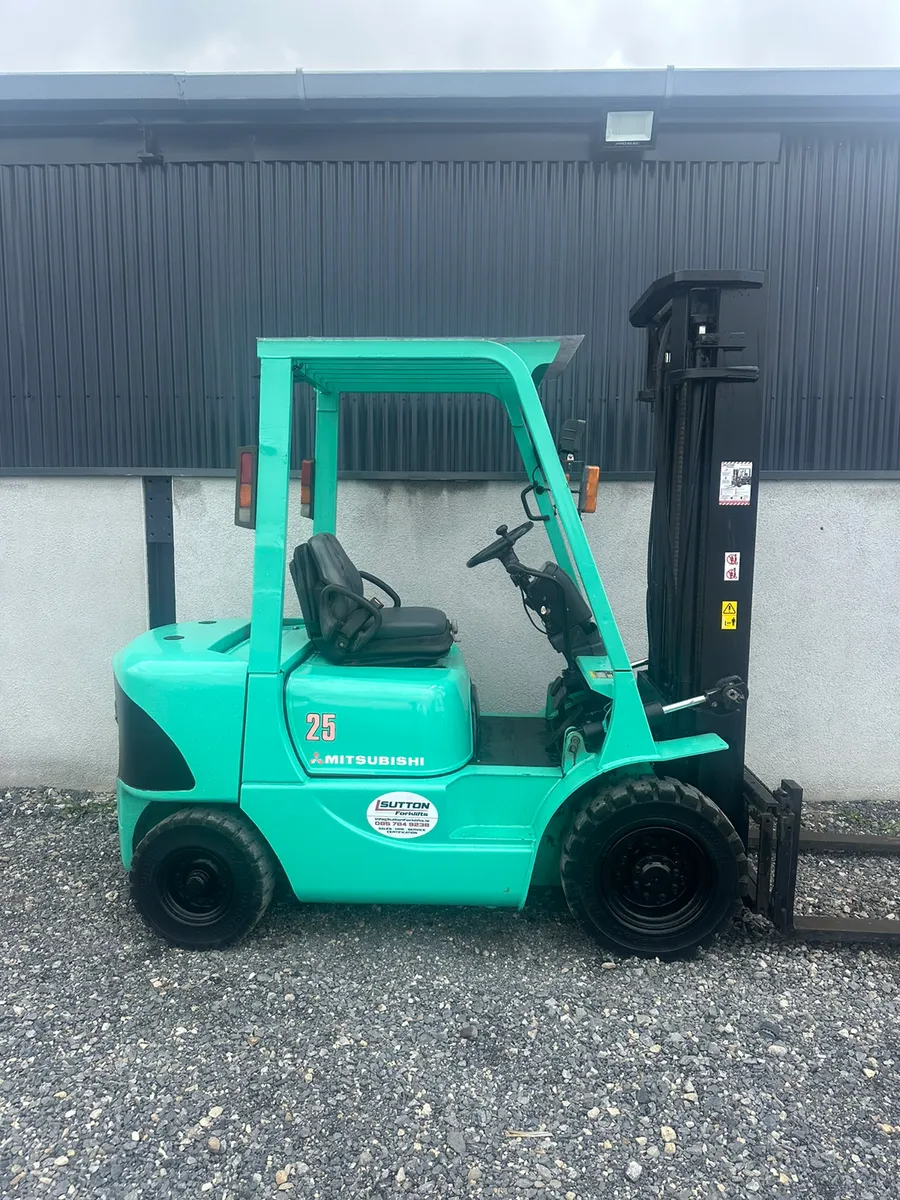 Mitsubishi FD25K Forklift - Image 4