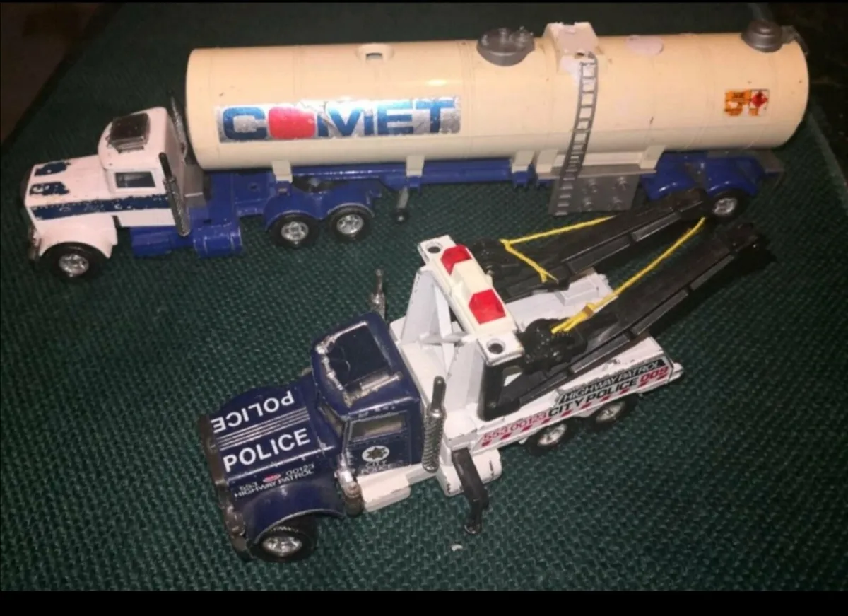 1978, 1983 heavy Die - cast truck - Image 1