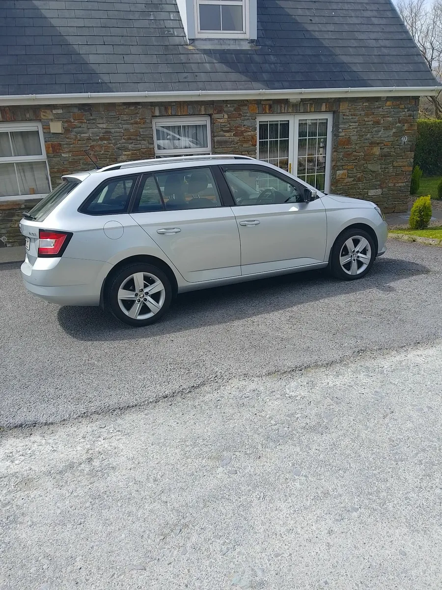 Skoda Fabia 2016 STYLE  1.2 TSI Estate - Image 1