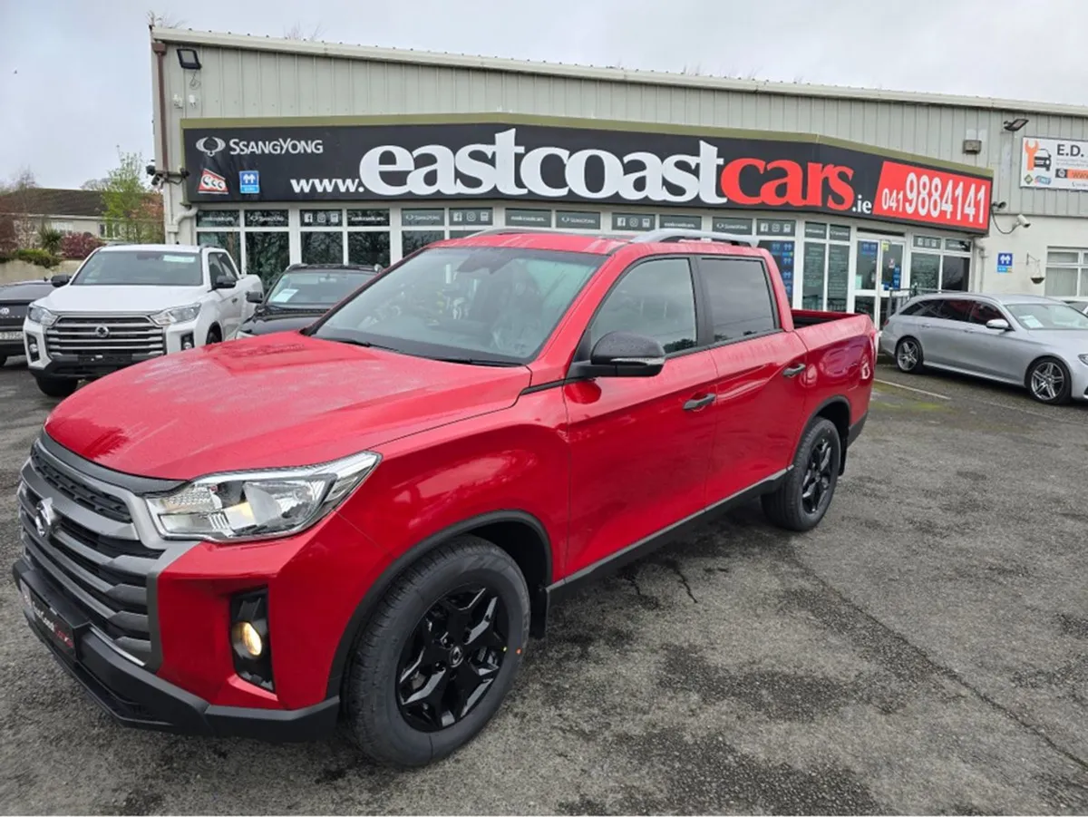 Ssangyong Musso Sunroof New Model EL 2.2 4WD 200 - Image 1