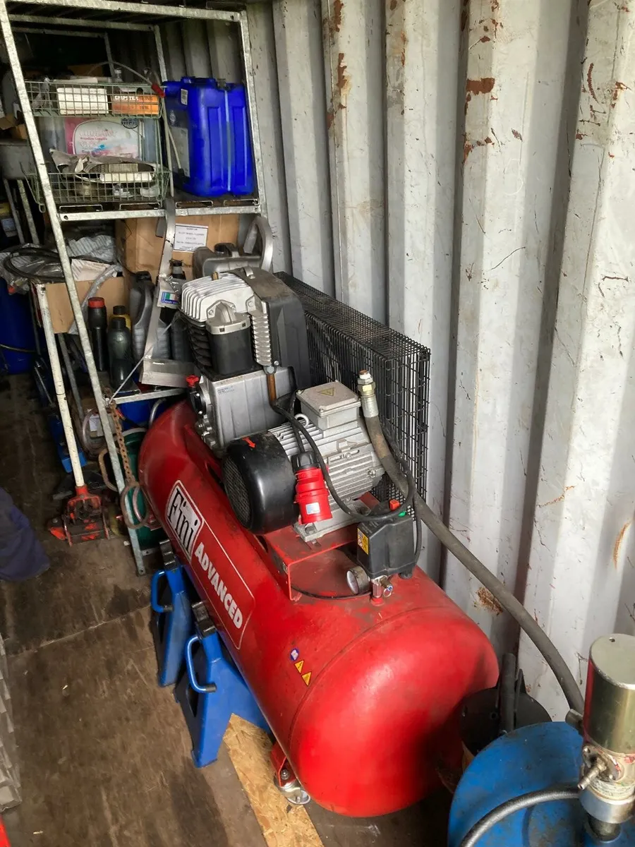 Garage equipment for sale in Co. Wexford for €2,000 on DoneDeal