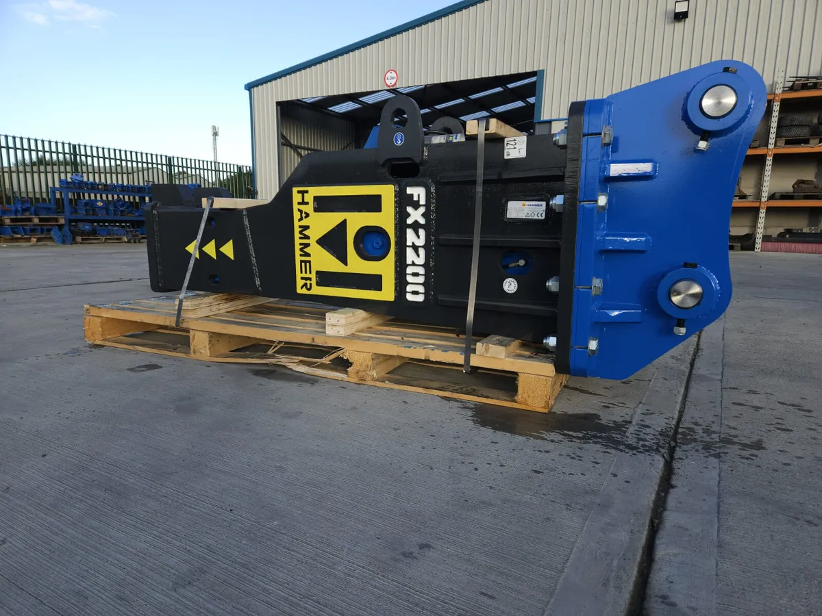 Hammer Fx2200 Rock Breaker - Image 1