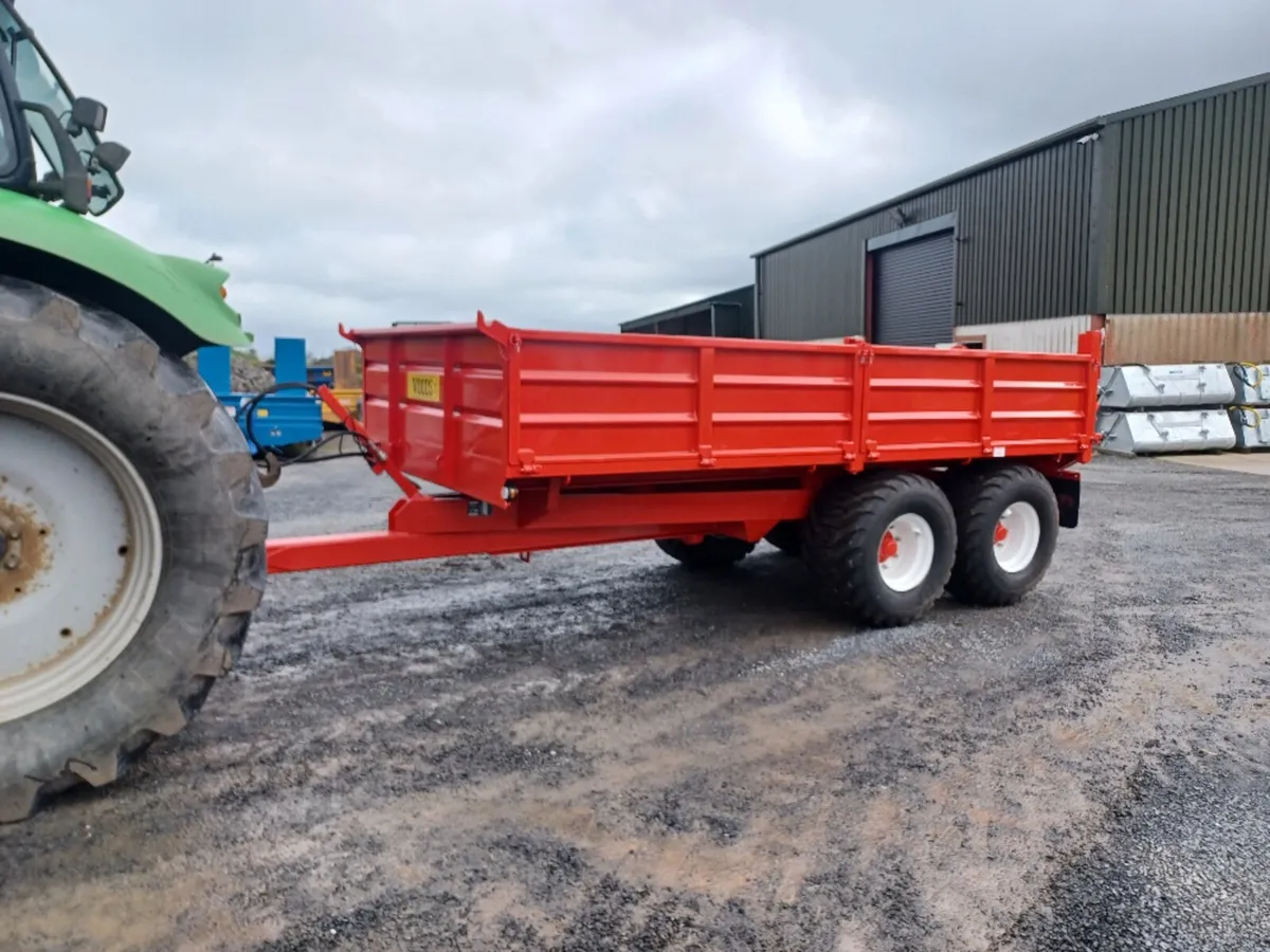 Woods 14x7'6 tipping trailer